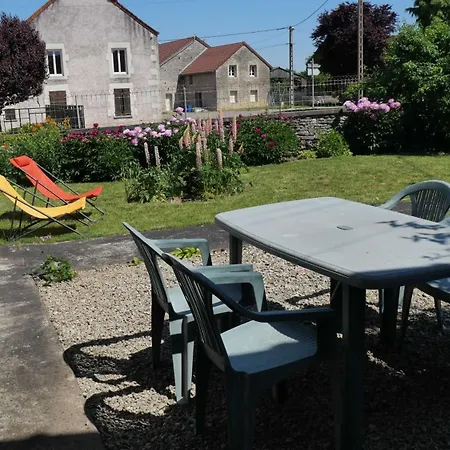 Holiday home Les Pivoines Richebourg (Haute-Marne)